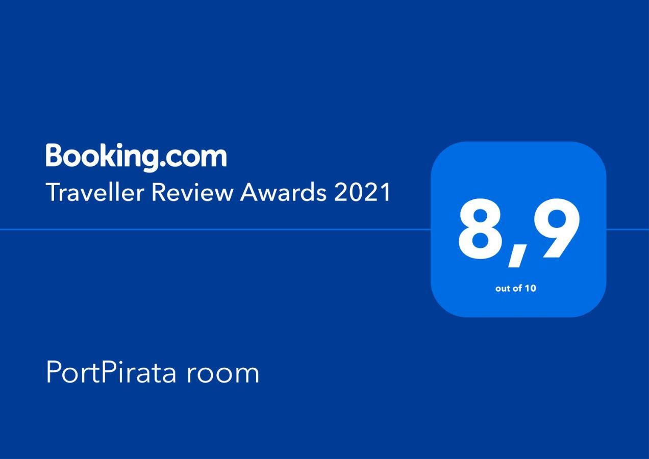 Portpirata Room Салоу Екстериор снимка